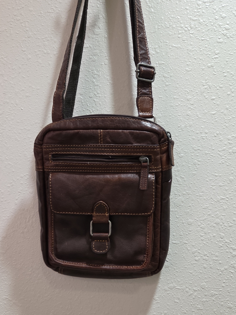 Jack Georges Classic Brown Leather Crossbody Bag for Men